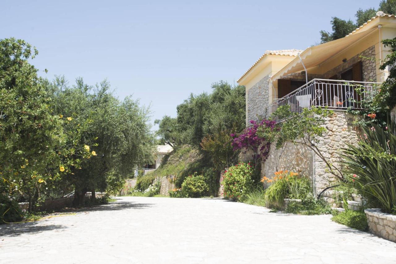 فيلا يالوفافي Σπιτι Σε Συγκροτημα Με Πισινα Mary'S House المظهر الخارجي الصورة